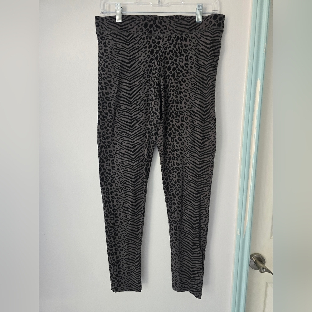 Pink Victoria Secret Leopard Print Women's Pants Size L